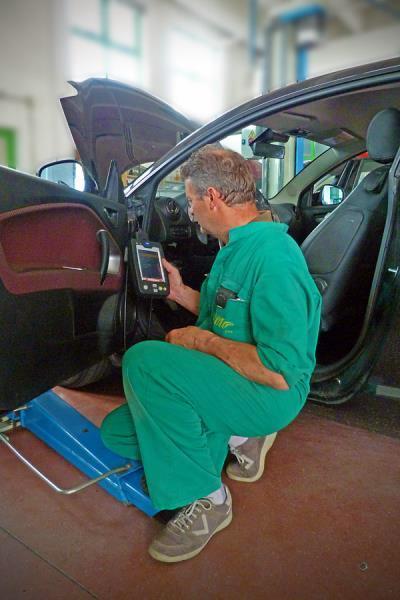 AUTOFFICINA CADORE DI MONTAGNER V. & C snc
